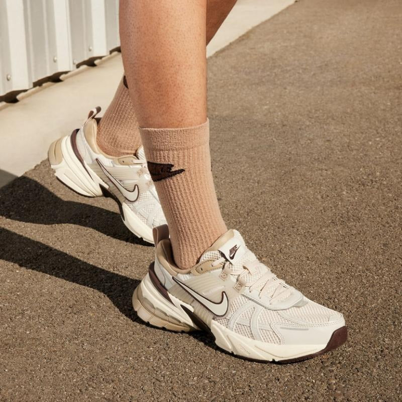 NIKE V2K RUN TENIS CALZADO